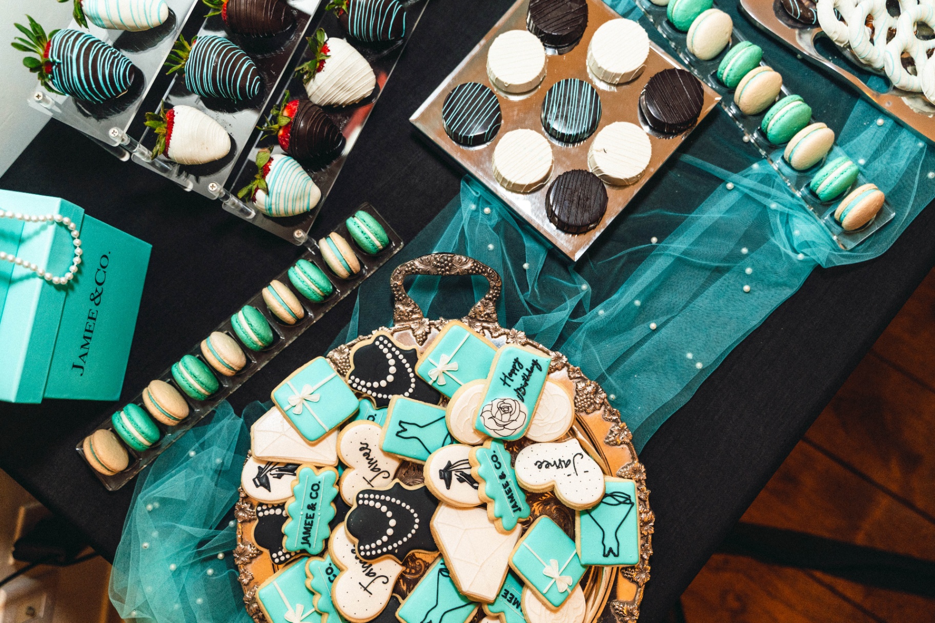 A Tiffany-themed birthday event — detail 2
